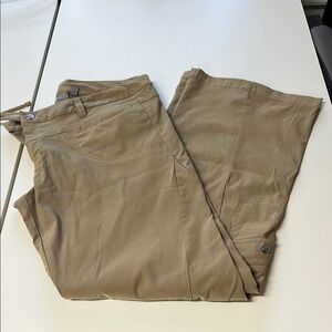 Athleta Tan Hiking Pants